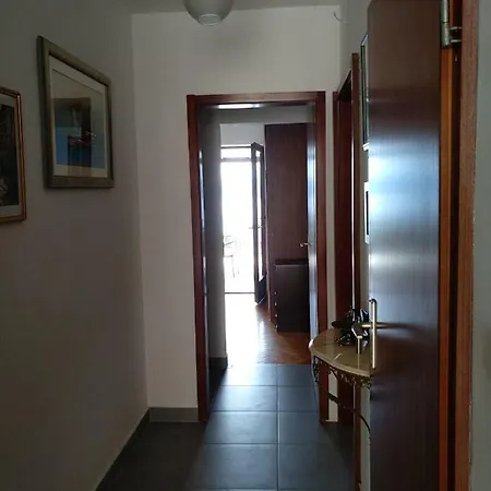 Jolena 1st Floor Mimice