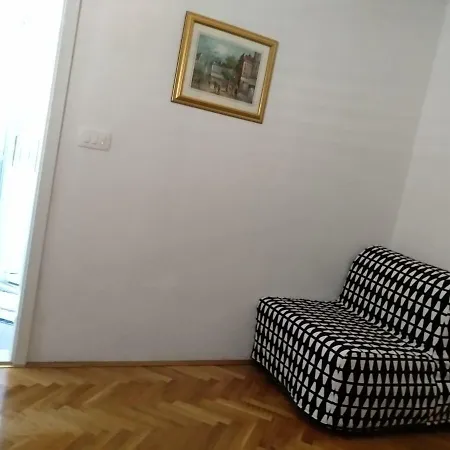 Jolena 1st Floor מימיצה