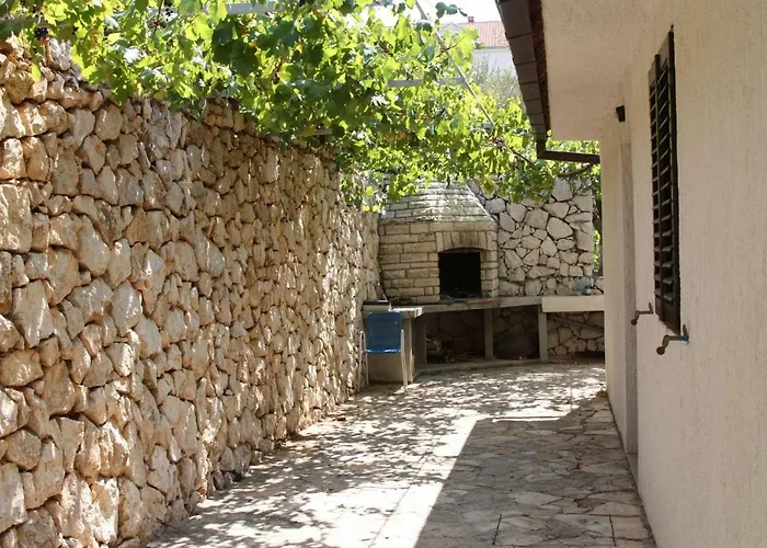 Jolena 1st Floor Appartamento Mimice